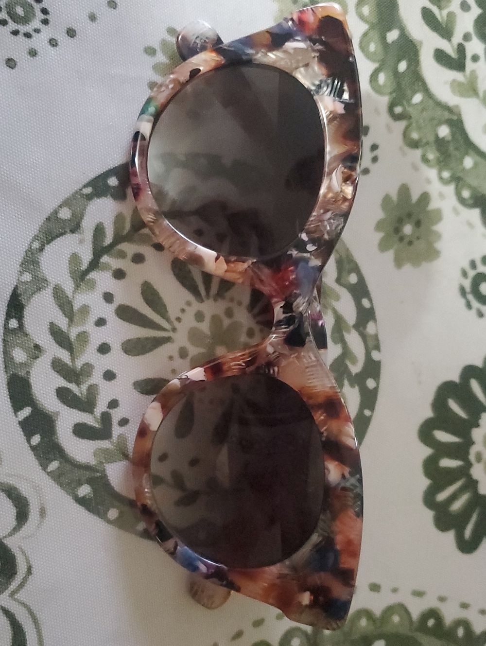 Krewe Olivia Cat-Eye Sunglasses - Women